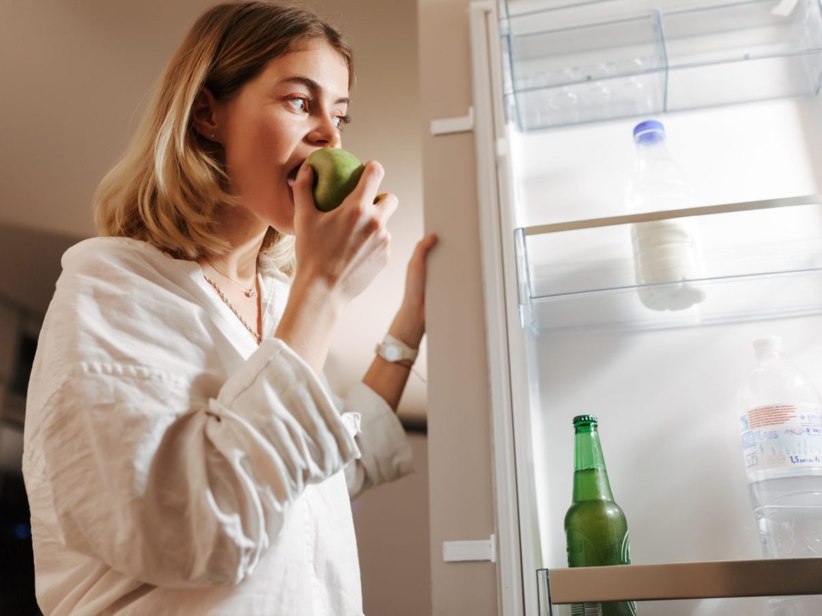 Frau Apfel KÃ¼hlschrank