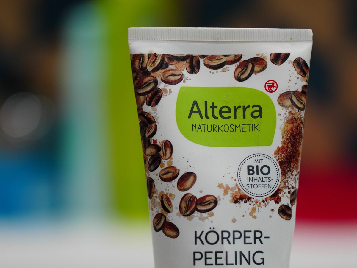 Naturkosmetik zum Sparpreis: Diese beliebte Rossmann-Marke ist ein echter Geheimtipp