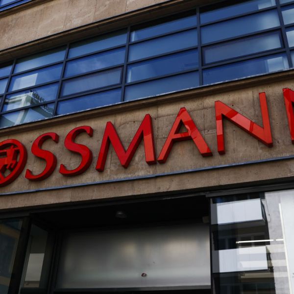 Isana: Welcher Hersteller steckt hinter der Rossmann-Marke?