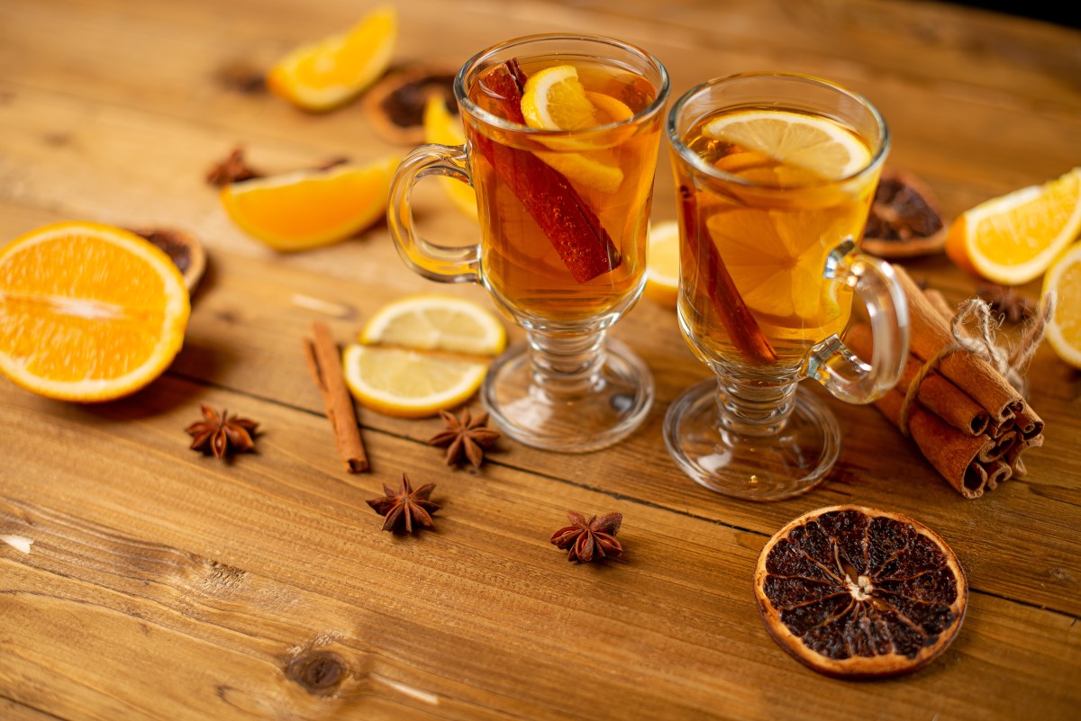 Weißer Glühwein: Rezept zum Selbermachen mit Weißwein