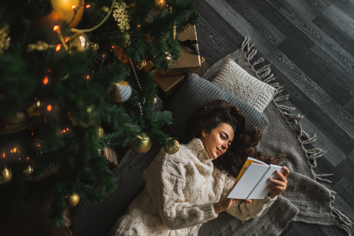 Weihnachten allein unter dem Baum lesen