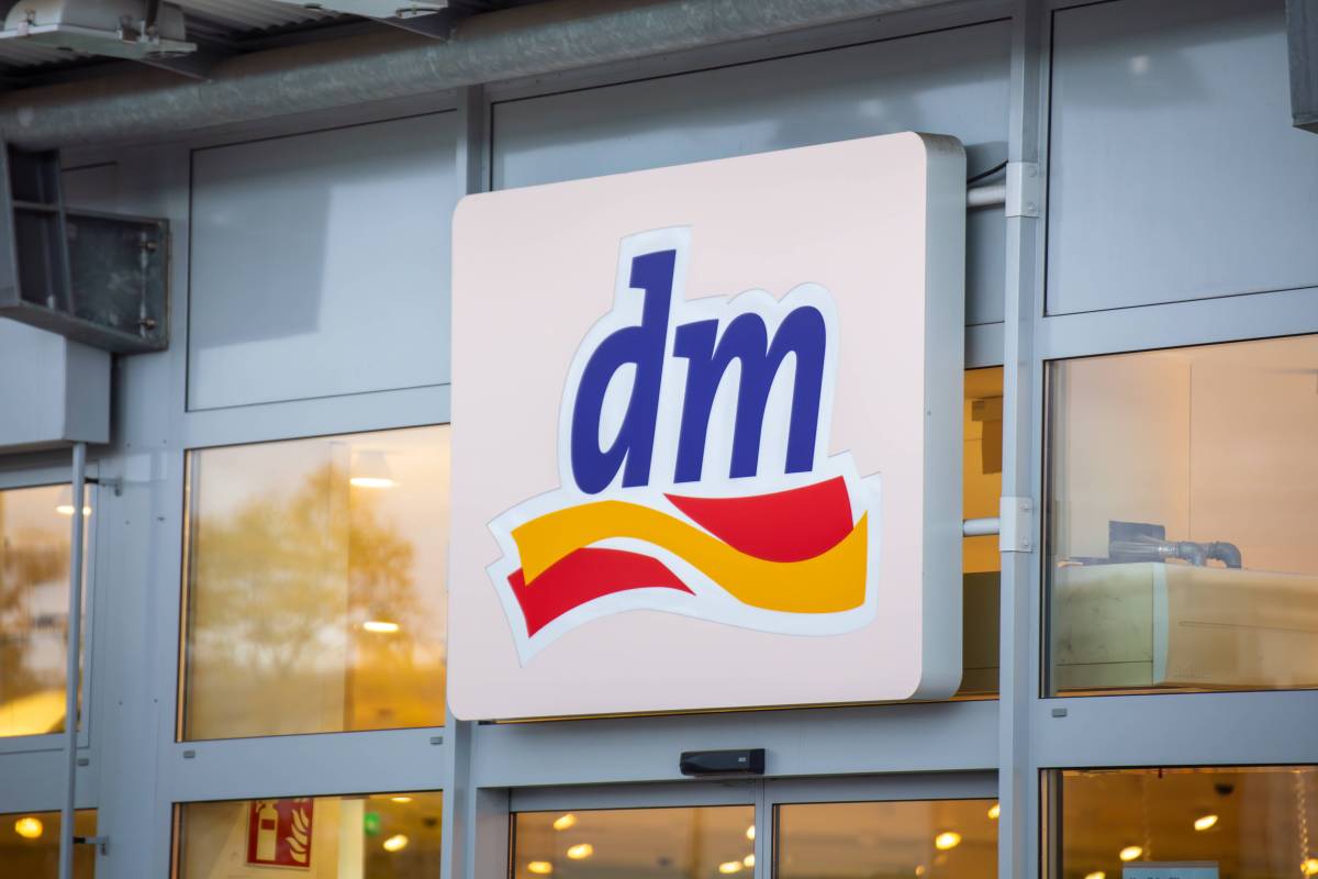 Das Logo von dm.