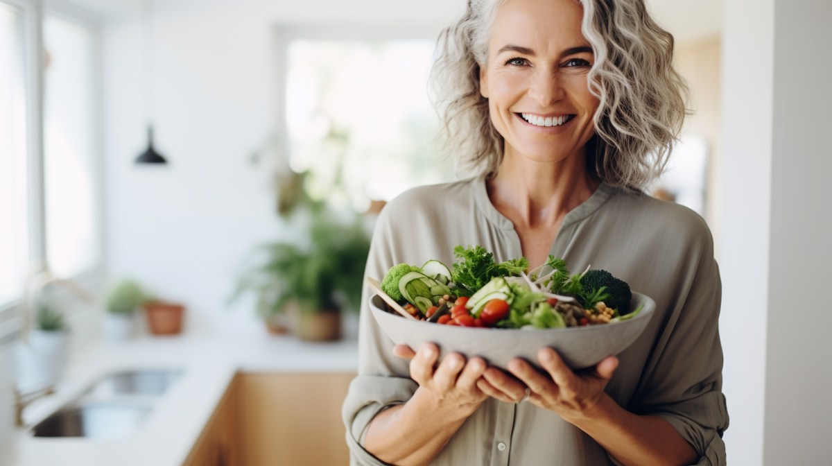 Wie kann man mit einer Salat-Diät abnehmen und worauf muss man achten? Alle Details hier.