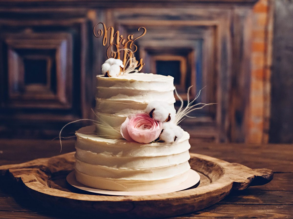 Vegane Hochzeitstorte: 5 festliche Rezepte ohne tierische Zutaten