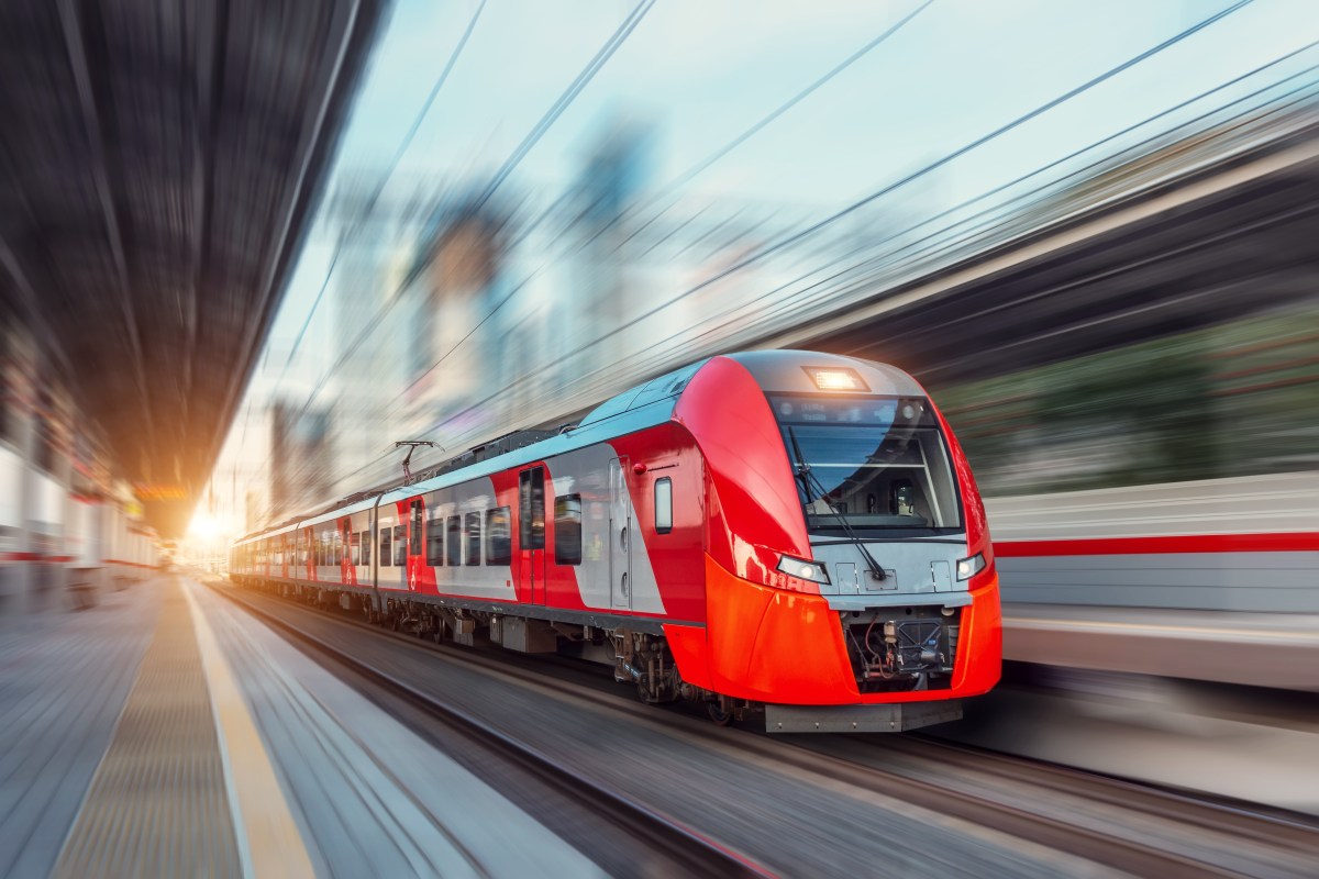 Was bedeutet es, wenn ein Zug aufgrund einer SignalstÃ¶rung zu spÃ¤t kommt?