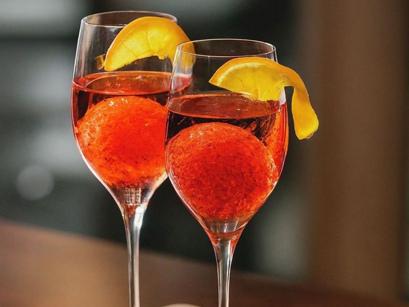 Aperol Soritz Bomben: Coole Cocktail-Idee