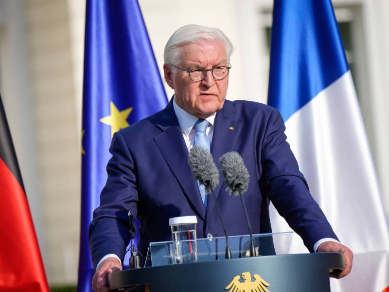 Bundespraesident Steinmeiner bei einer Pressekonferenz in Schloss Bellvue.