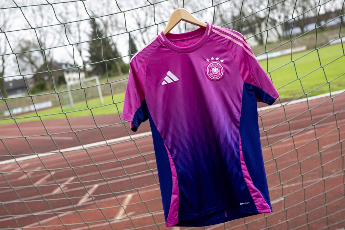 Pinkes EM-Trikot Deutschland