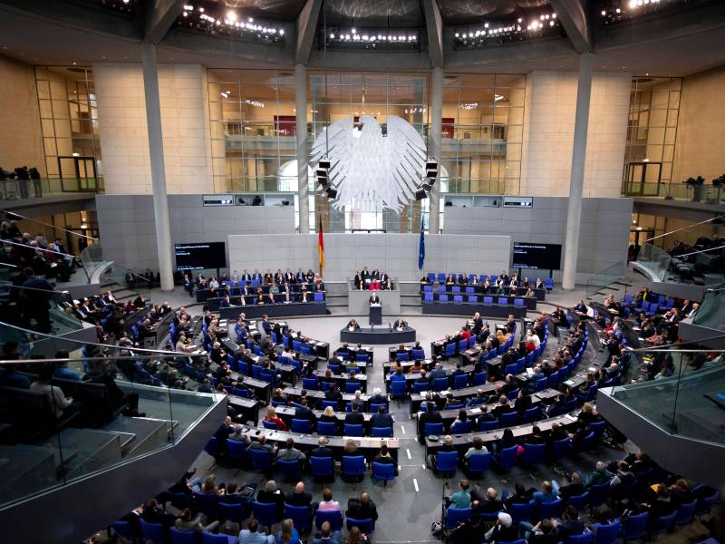 Der Plenarsaal im Bundestagsgebäude.