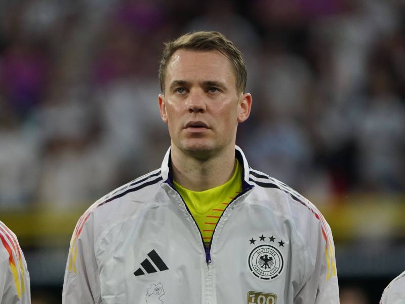 Manuel Neuer im Team der deutschen Nationalmannschaft.