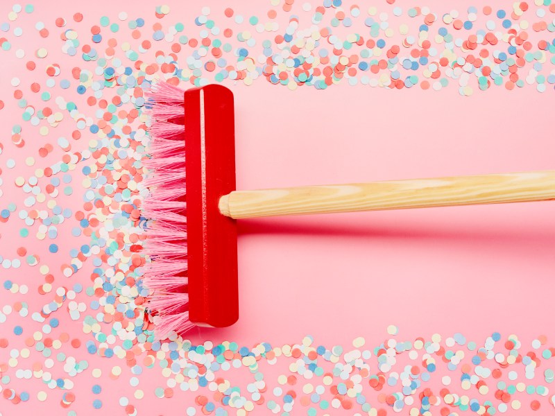 Auri Kananen ist Cleanfluencerin. Sie putzt für den guten Zweck