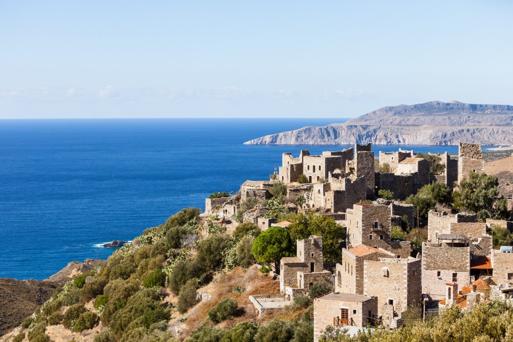 Lost Places: Die Geschichte hinter den eckigen T&uuml;rmen