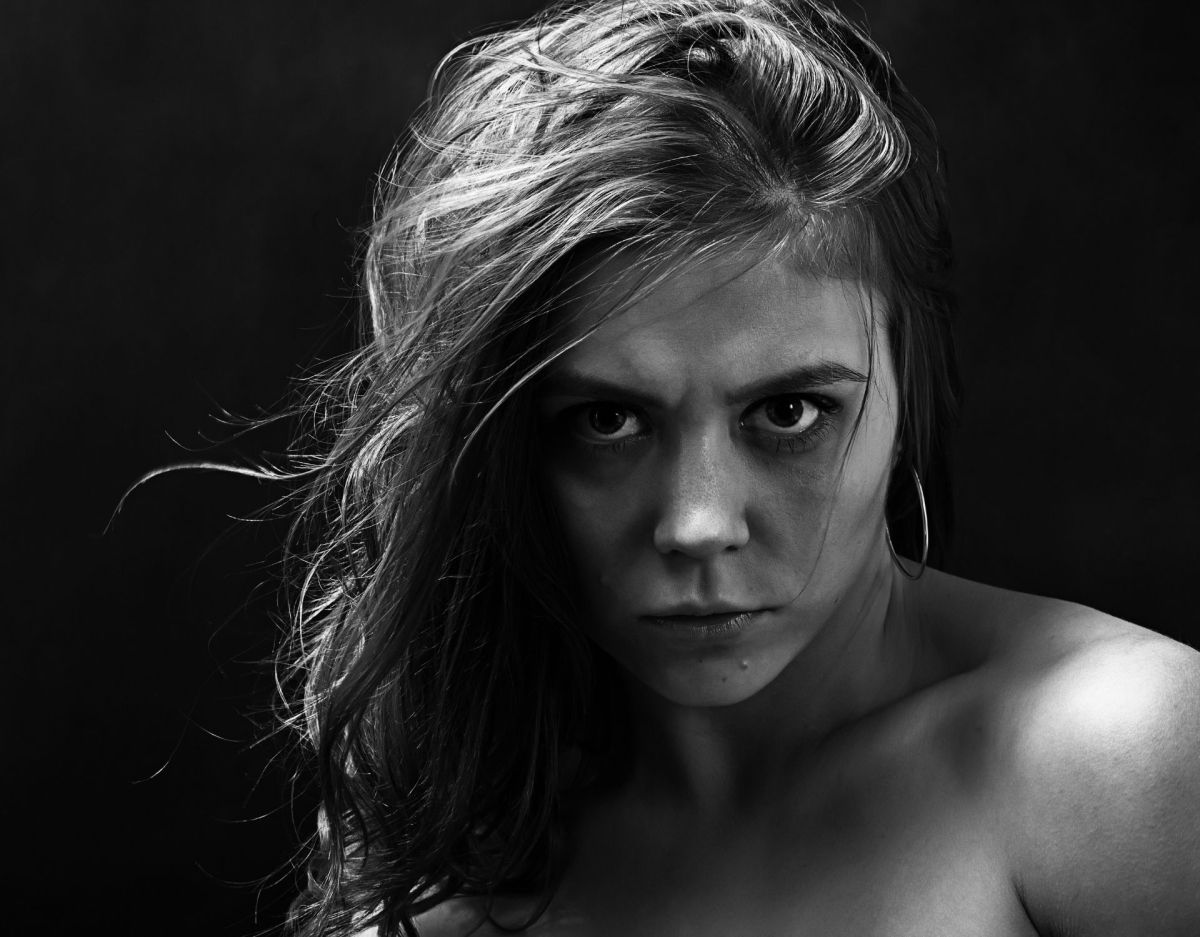 Frau wütend Rekalibrierungstheorie