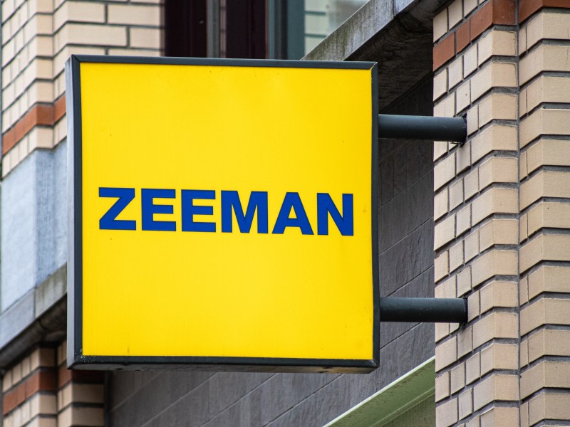 Bekanntes Logo mit unbekannter Geschichte: Was wirklich hinter dem Textildiscounter Zeeman steckt und woher der aktuelle Hype kommt.