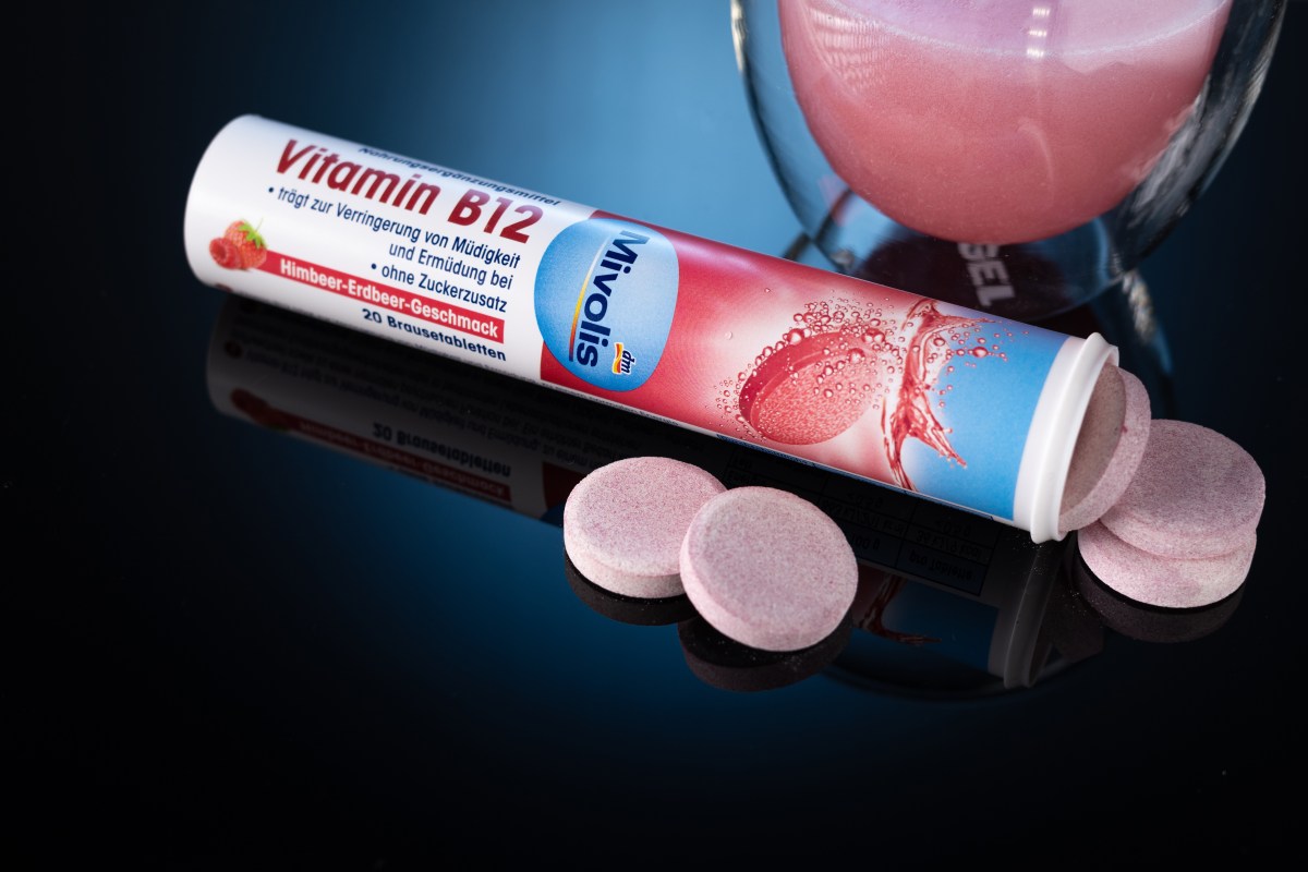 Nahrungsergänzungsmittel, Nasenspray und Co: Mivolis ist in fast jedem Haushalt zu finden. Weißt du, wer hinter der dm Gesundheitsmarke steckt?