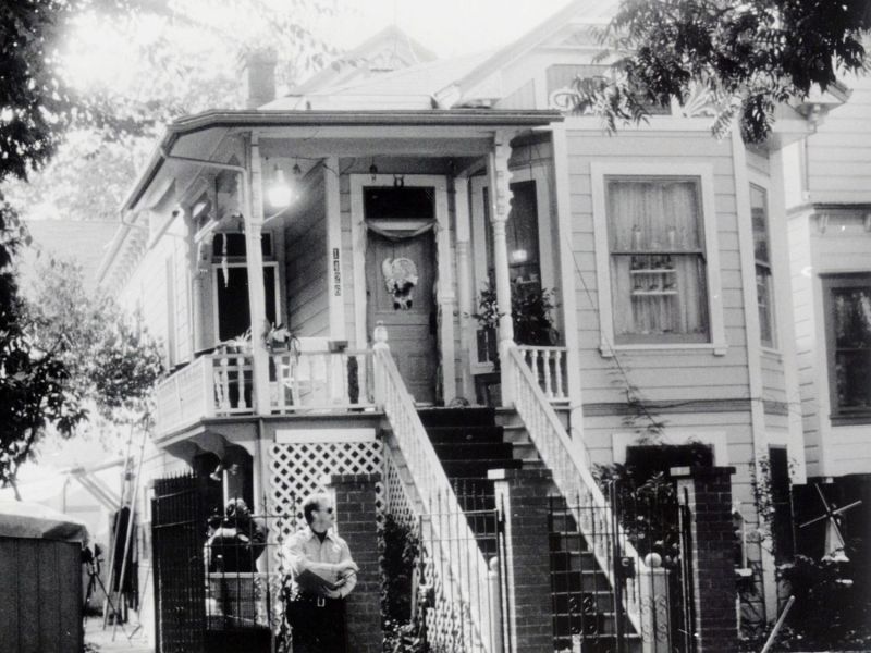 Schwarz-Weiß-Bild vom Haus von Serienmörderin Dorothea Puente