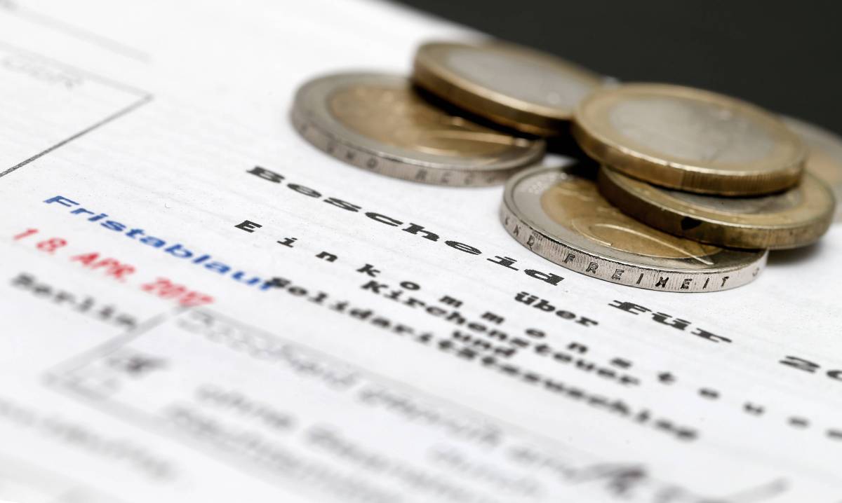 Steuerbescheid prüfen lohnt sich! Viele Bescheide enthalten Fehler des Finanzamts – mit Einspruch oder Änderungsantrag sicherst du dir oft eine höhere Rückzahlung oder vermeidest unnötige Nachzahlungen.