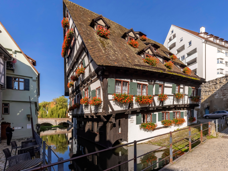 Schrägstes Haus der Welt.