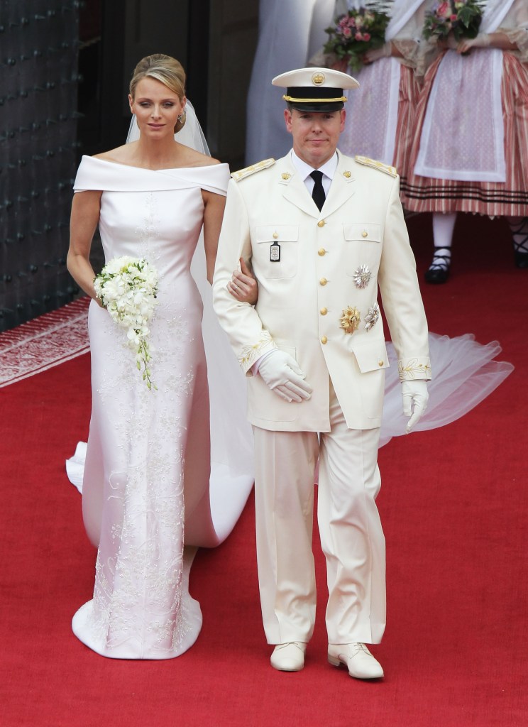 Prinzessin Charlene bei ihrer Hochzeit im Armani Brautkleid.