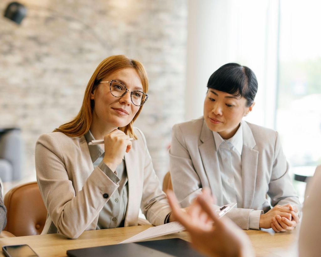 Frau Vorstellungsgespr&auml;ch