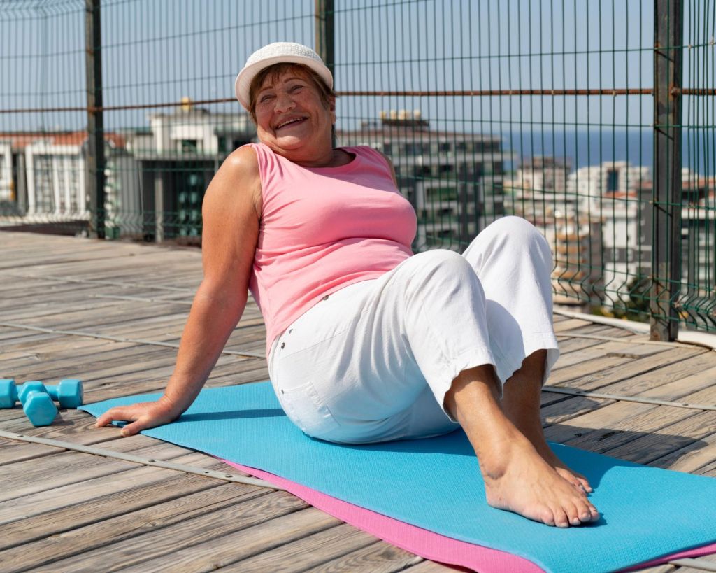 Rentnerin glücklich Sport