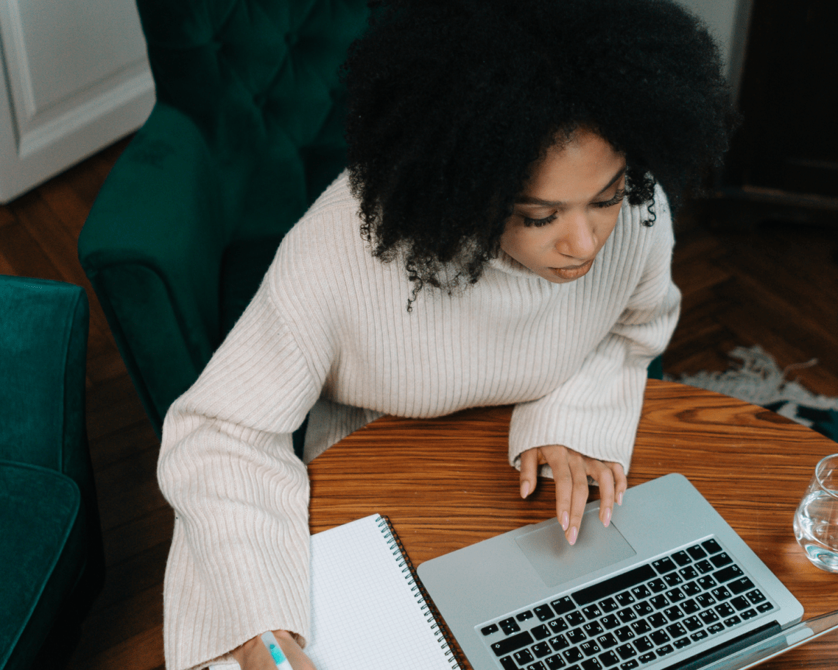 Urlaub vorbei – vergiss nicht, nach der Rückkehr auch dein Bankkonto zu checken.