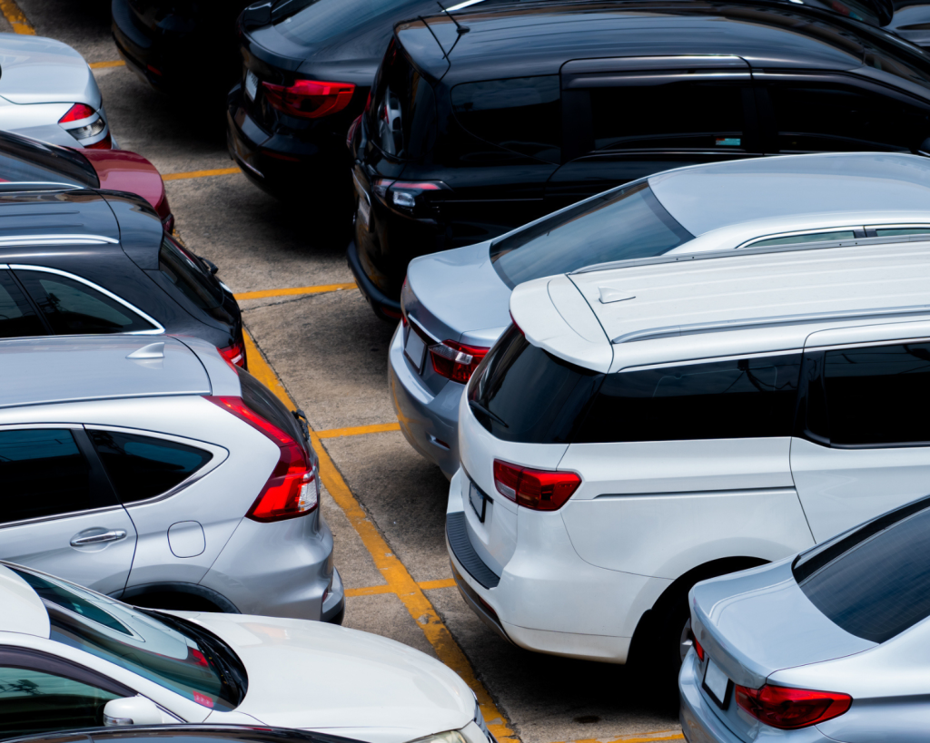 Versuche den Parkplatz so fr&uuml;h wie m&ouml;glich zu buchen.