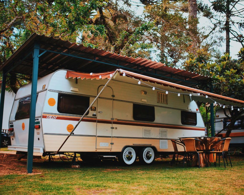 2. Auf die vorherrschenden Bedingungen angepasst: Verhalten bei Dunkelheit und schlechter Sicht.