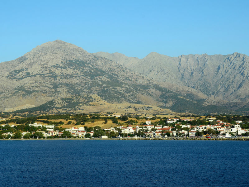 Statt Kreta oder Mykonos: Diese Insel gilt noch als Geheimtipp – und ist Namensgeber einer weltberühmten Skulptur!