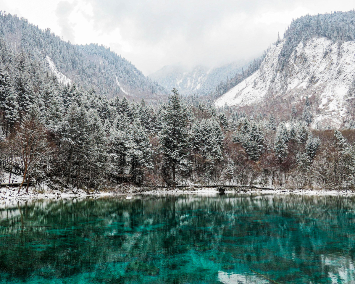 Roadtrip im Winter: Die 5 märchenhaftesten Routen durch die DACH-Region.
