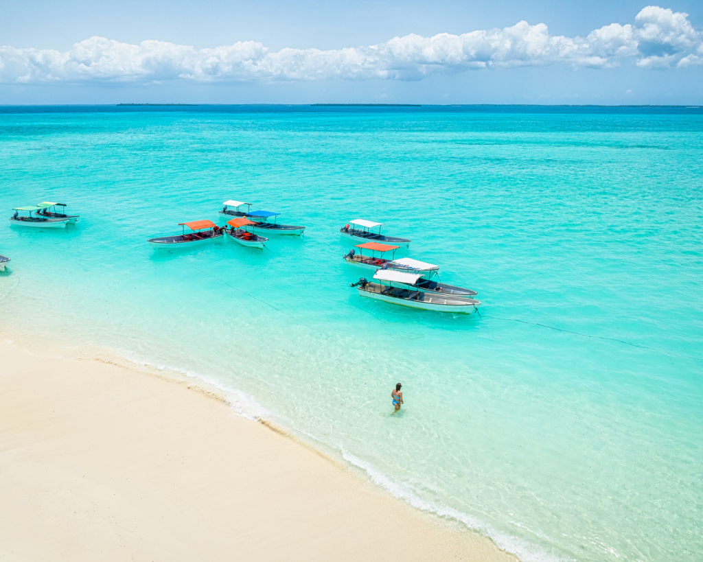 Die Str&auml;nde Nungwi und Kendwa im Norden Sansibars ist besonders bei Tourist*innen beliebt.