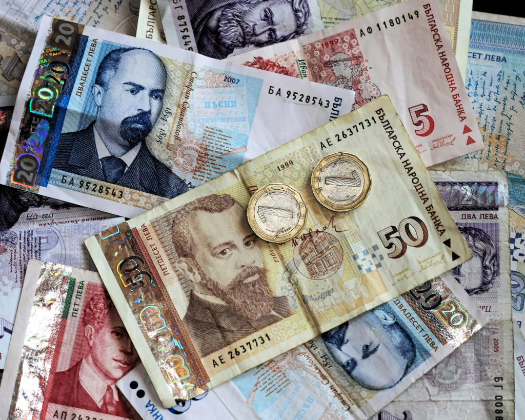 Mit Bulgarien hat die Eurozone 21 offizielle Mitgliedsstaaten. 