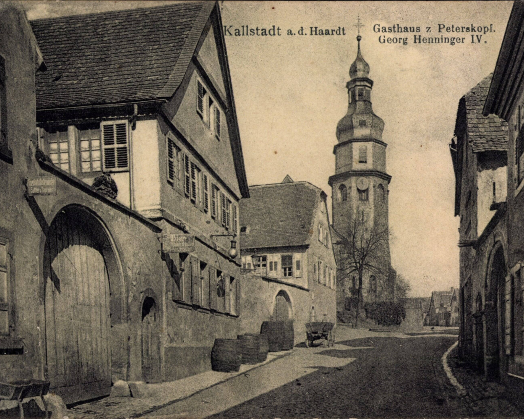 Für Trumps Geschichte geht es in den beschaulichen Ort Kallstadt an der Deutschen Weinstraße.